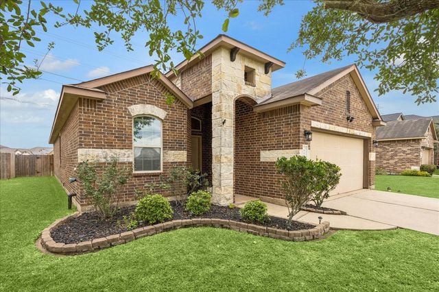 338 Kendall Crest Dr, Alvin, TX 77511