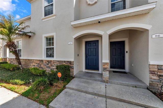 1939 GREENWOOD VALLEY DRIVE, Plant City, FL 33563