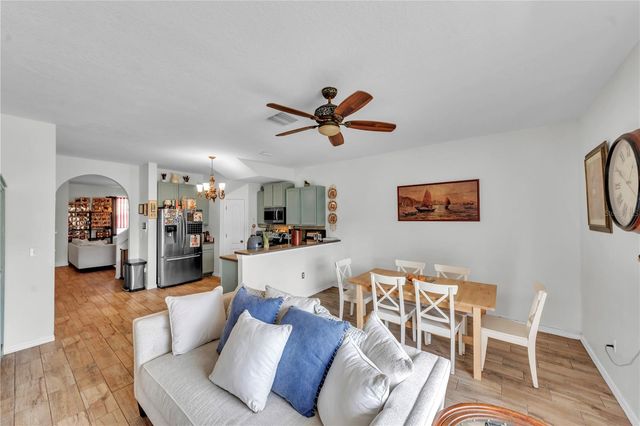 1939 GREENWOOD VALLEY DRIVE, Plant City, FL 33563