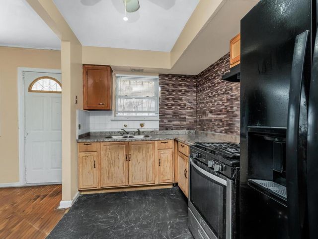 2737 Throop Avenue, Bronx, NY 10469