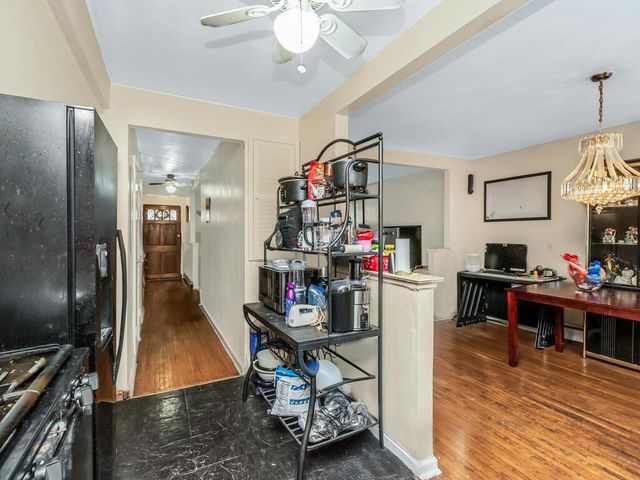 2737 Throop Avenue, Bronx, NY 10469