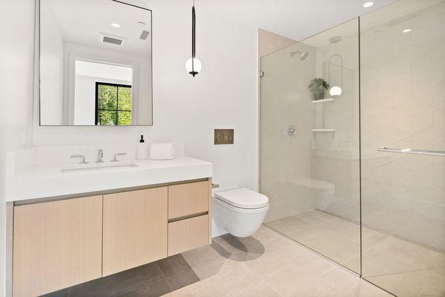 41 Richmondville Avenue Duplex 2, Westport, CT 06880