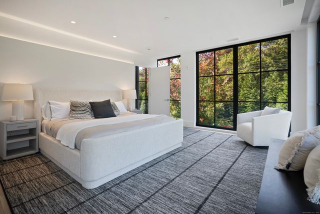 41 Richmondville Avenue Duplex 2, Westport, CT 06880