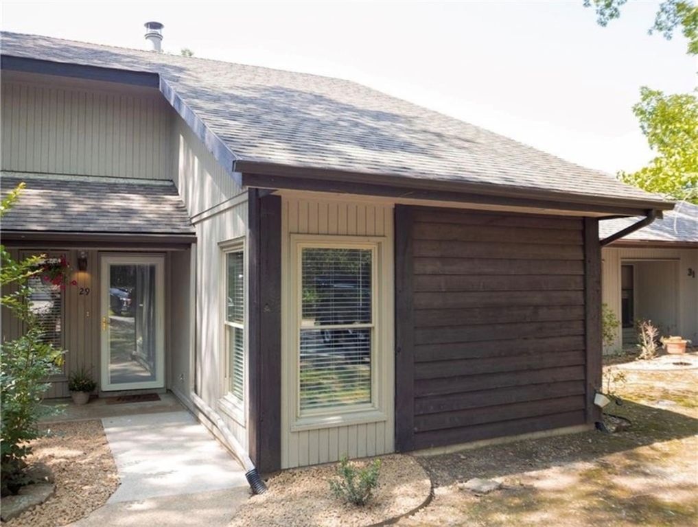 29 Shakespeare Drive, Bella Vista, AR 72714