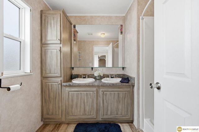 12465 Ann Drive, Blair, NE 68008
