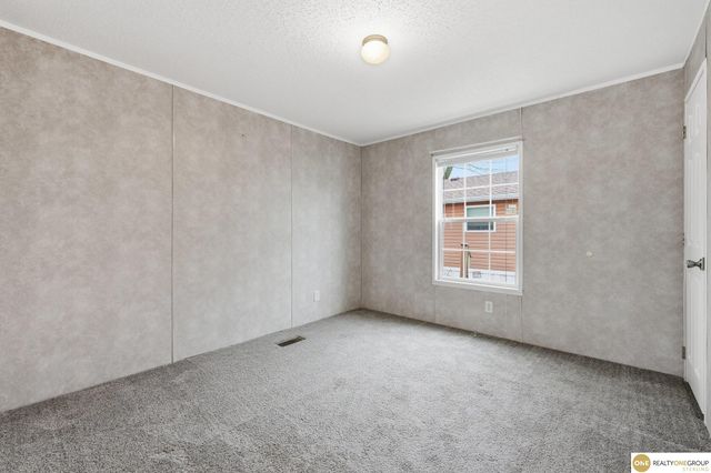 12465 Ann Drive, Blair, NE 68008