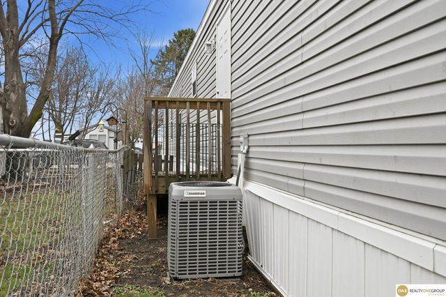 12465 Ann Drive, Blair, NE 68008