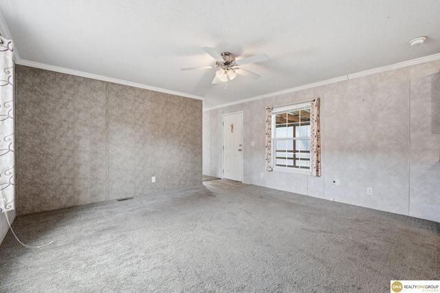 12465 Ann Drive, Blair, NE 68008