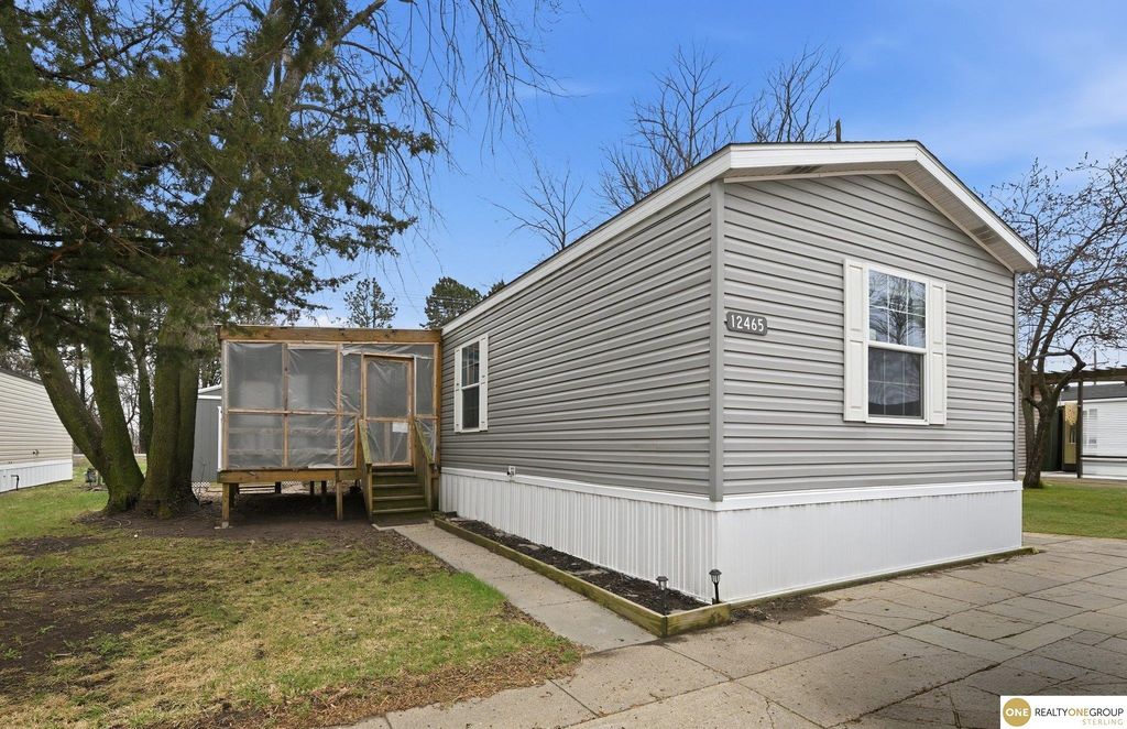 12465 Ann Drive, Blair, NE 68008