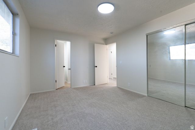 5363 S RIDGECREST DR, Taylorsville, UT 84129