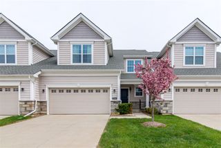 2544 Oxford Circle, Ann Arbor, MI 48103