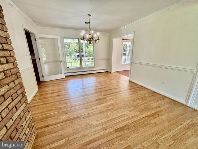 9682 CHARLES ST, La Plata, MD 20646