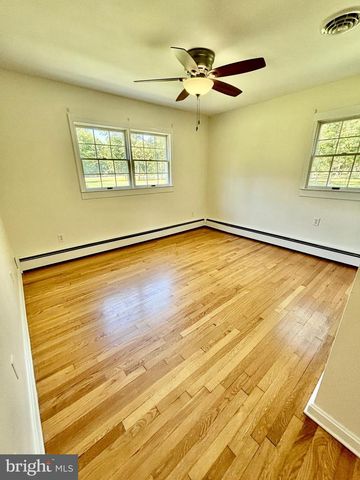 9682 CHARLES ST, La Plata, MD 20646
