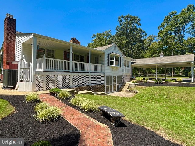 9682 CHARLES ST, La Plata, MD 20646