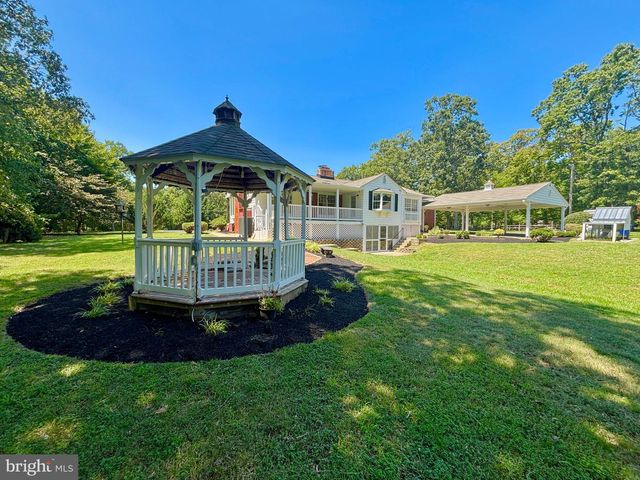 9682 CHARLES ST, La Plata, MD 20646