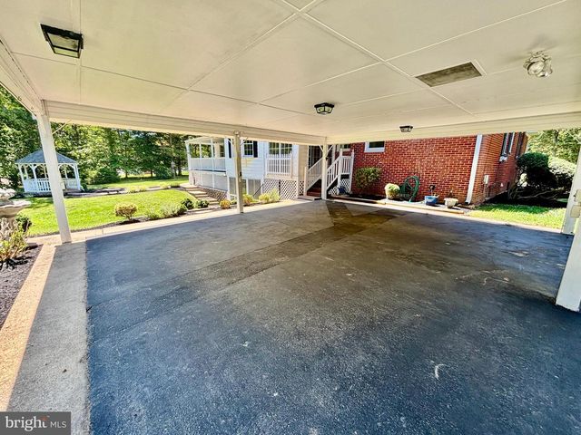 9682 CHARLES ST, La Plata, MD 20646