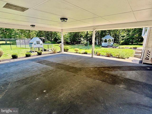9682 CHARLES ST, La Plata, MD 20646