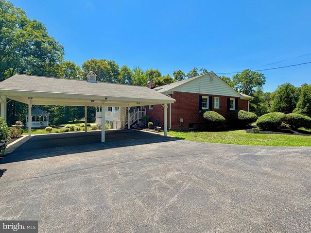 9682 CHARLES ST, La Plata, MD 20646