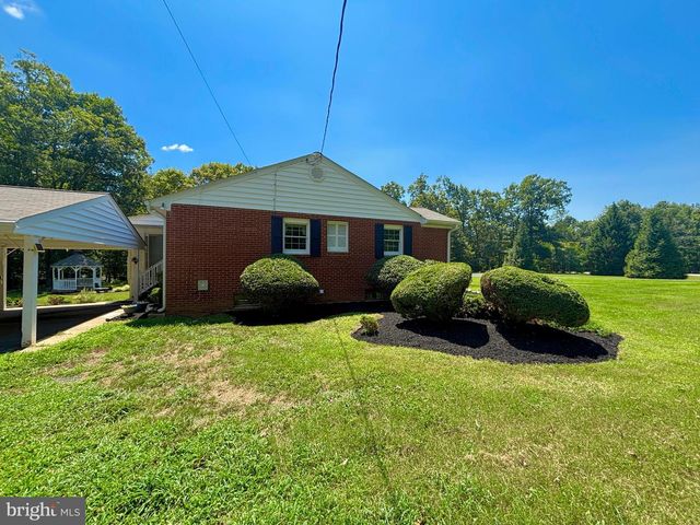 9682 CHARLES ST, La Plata, MD 20646