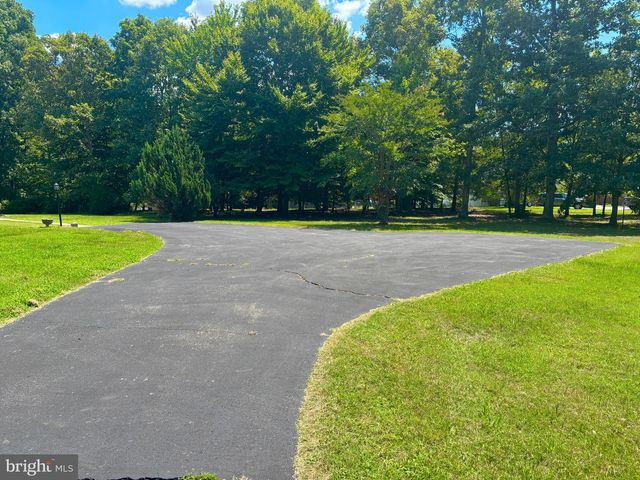 9682 CHARLES ST, La Plata, MD 20646