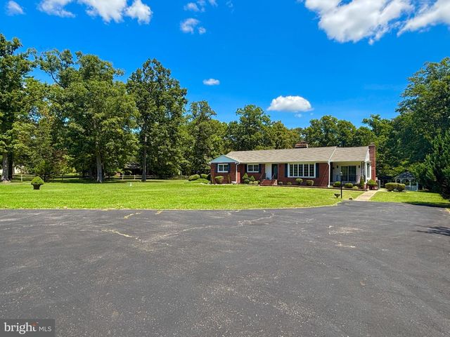 9682 CHARLES ST, La Plata, MD 20646