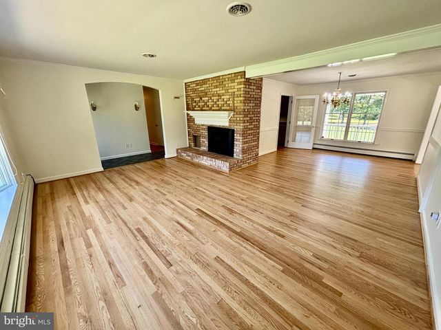 9682 CHARLES ST, La Plata, MD 20646