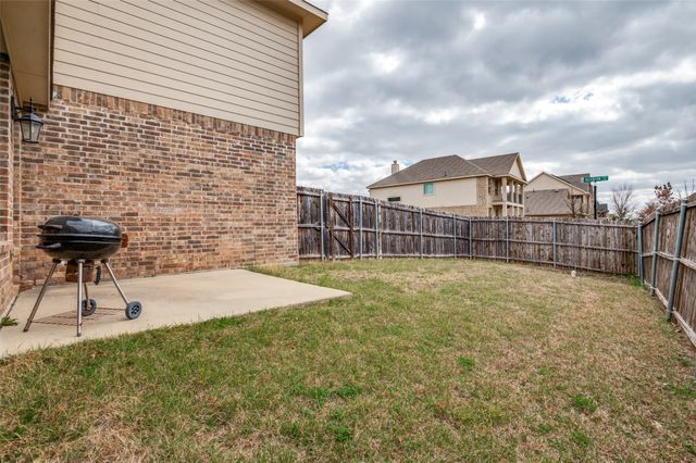 345 Allerton Mews, Lancaster, TX 75146