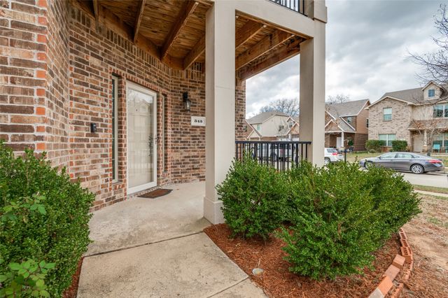 345 Allerton Mews, Lancaster, TX 75146