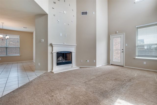 345 Allerton Mews, Lancaster, TX 75146