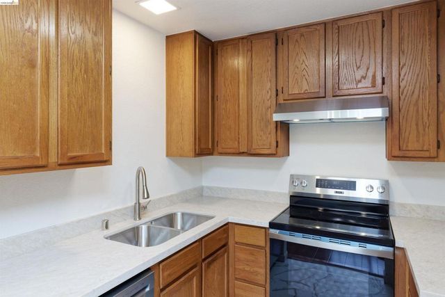 67 Glenwood, Hercules, CA 94547
