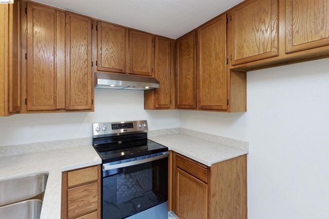 67 Glenwood, Hercules, CA 94547