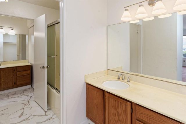 67 Glenwood, Hercules, CA 94547