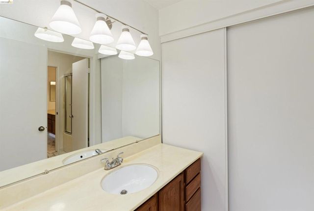 67 Glenwood, Hercules, CA 94547