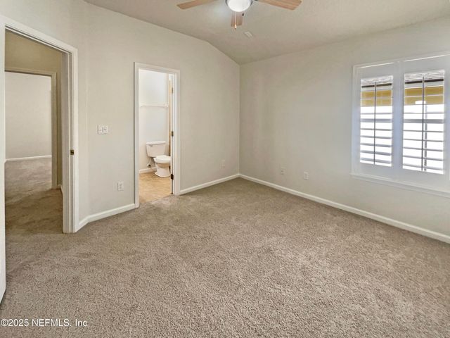 680 LADY LAKE Road W, Jacksonville, FL 32218