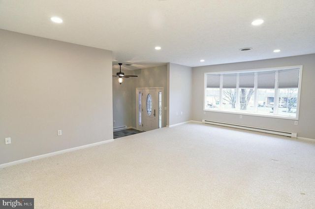 71 OBSIDIAN DRIVE, Chambersburg, PA 17202