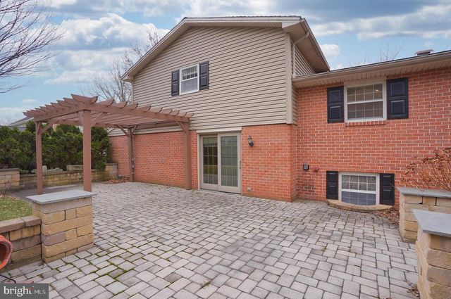 71 OBSIDIAN DRIVE, Chambersburg, PA 17202