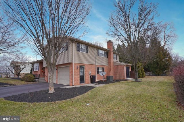 71 OBSIDIAN DRIVE, Chambersburg, PA 17202