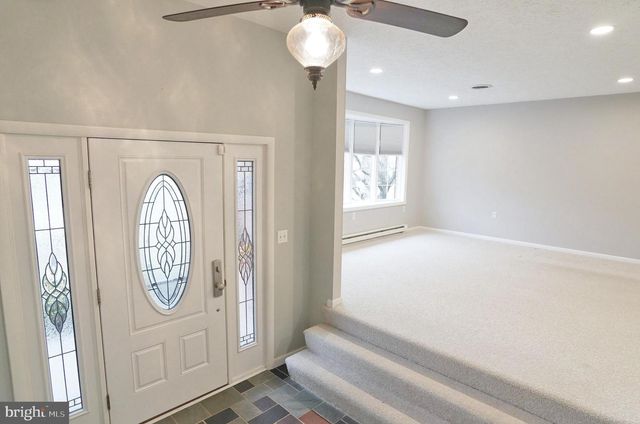 71 OBSIDIAN DRIVE, Chambersburg, PA 17202