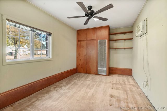 11465 E 4th Place, Tulsa, OK 74128