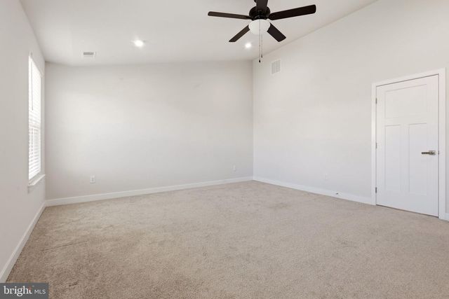 5 BASIL CT, Mount Laurel, NJ 08054