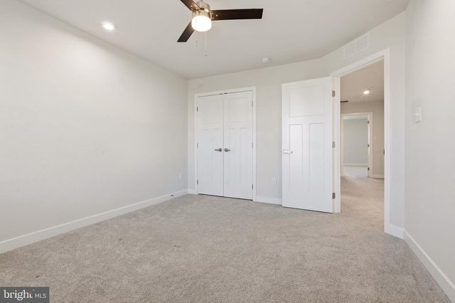 5 BASIL CT, Mount Laurel, NJ 08054