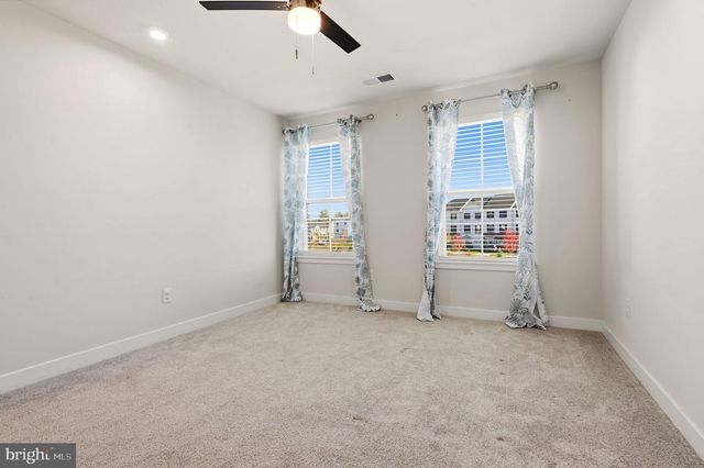 5 BASIL CT, Mount Laurel, NJ 08054