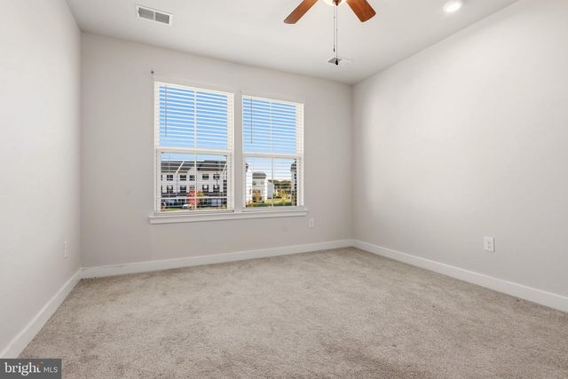 5 BASIL CT, Mount Laurel, NJ 08054