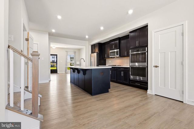 5 BASIL CT, Mount Laurel, NJ 08054
