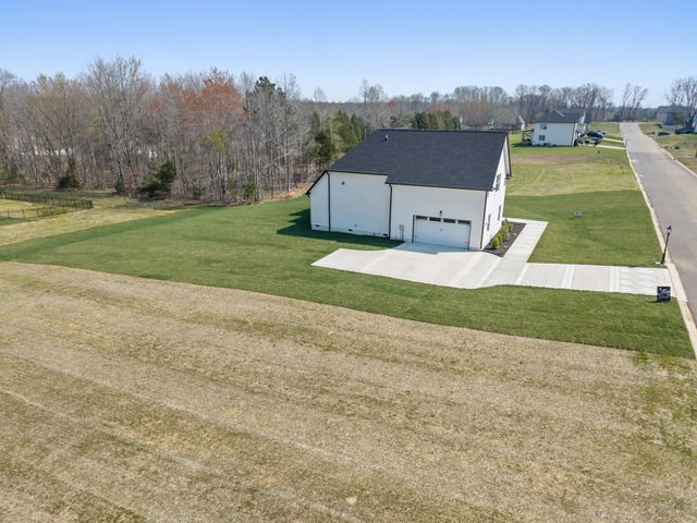 625 Bumblebee Way, Clarksville, TN 37042