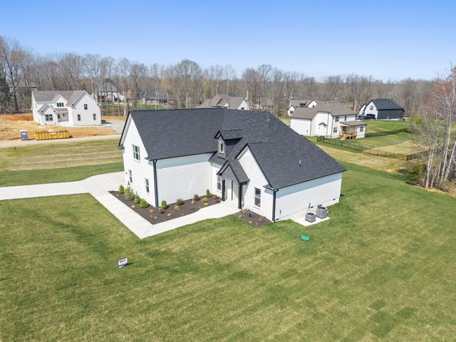 625 Bumblebee Way, Clarksville, TN 37042