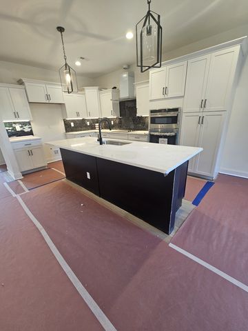 625 Bumblebee Way, Clarksville, TN 37042