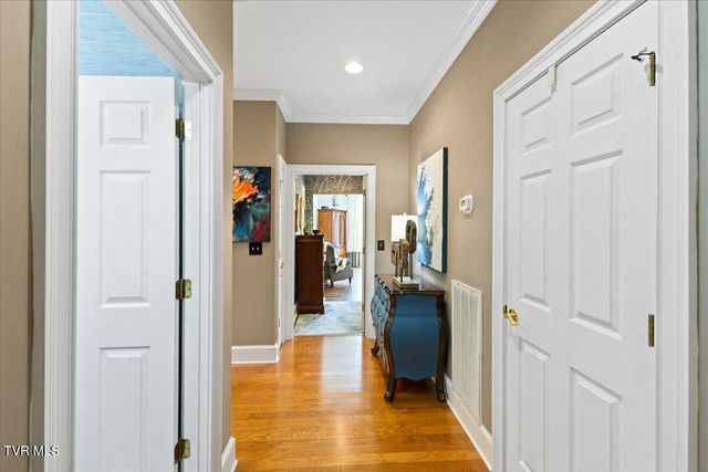 102 Willow Creek Lane, Jonesborough, TN 37659