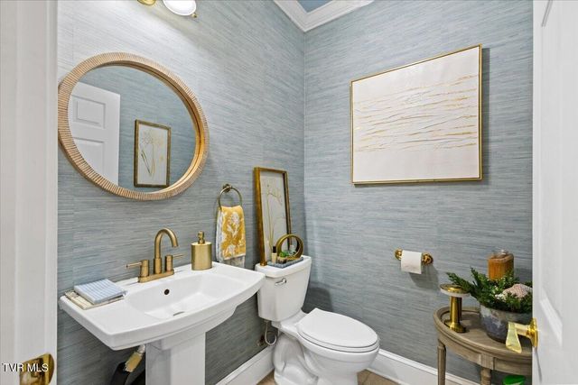 102 Willow Creek Lane, Jonesborough, TN 37659