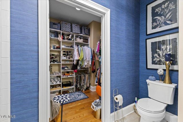 102 Willow Creek Lane, Jonesborough, TN 37659